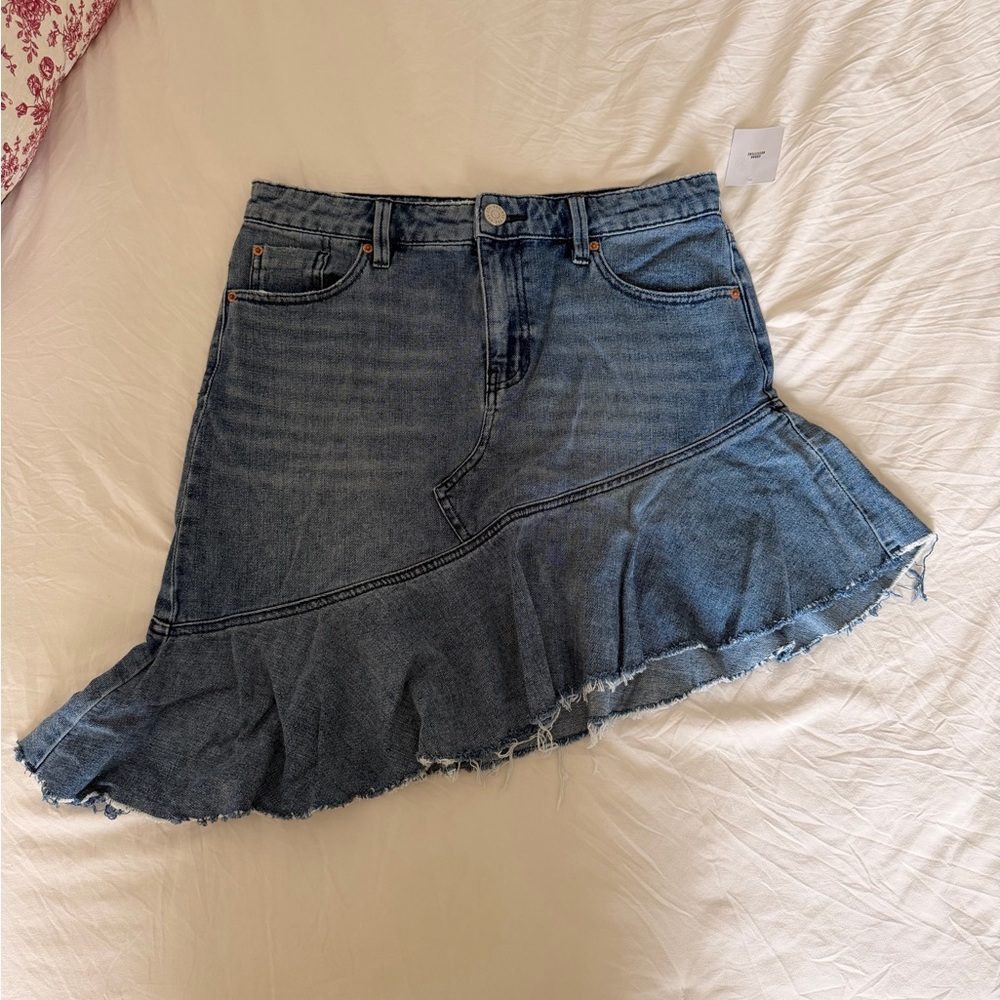 Urban Outfitters BDG asymmetrical denim mini skirt. Size Medium. NWT